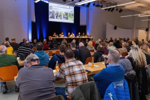 AVN_FMO_251122_132835