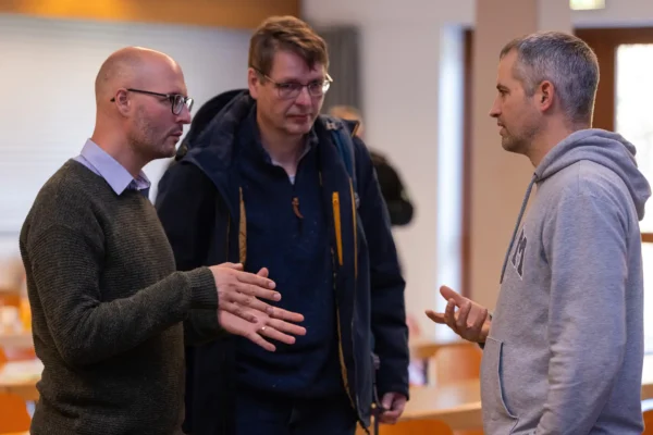 AVN_FMO_251122_141122